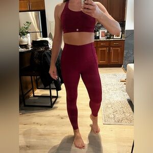 Sweaty Betty Power Set – Sports Bra + Leggings Size Small - Maroon/Wine